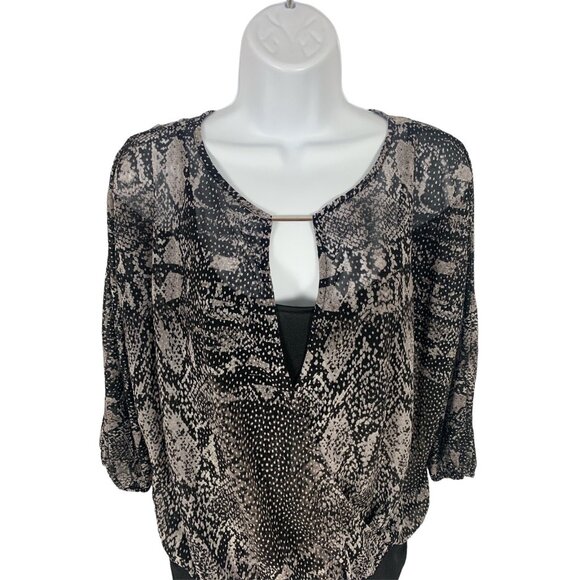 Jennifer Lopez Womens Small Snake Print Blouse With Keyhole Neckline Small - Picture 2 of 13
